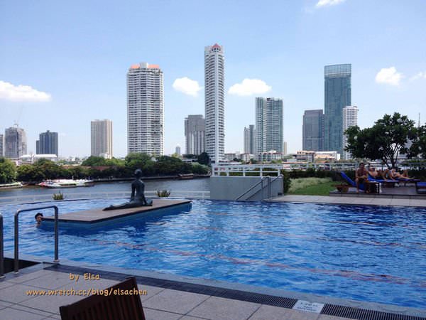 【旅遊】泰國曼谷。察殿曼谷(原查特瑞木)河畔飯店Chatrium Hotel Riverside Bangkok(早餐、泳池)