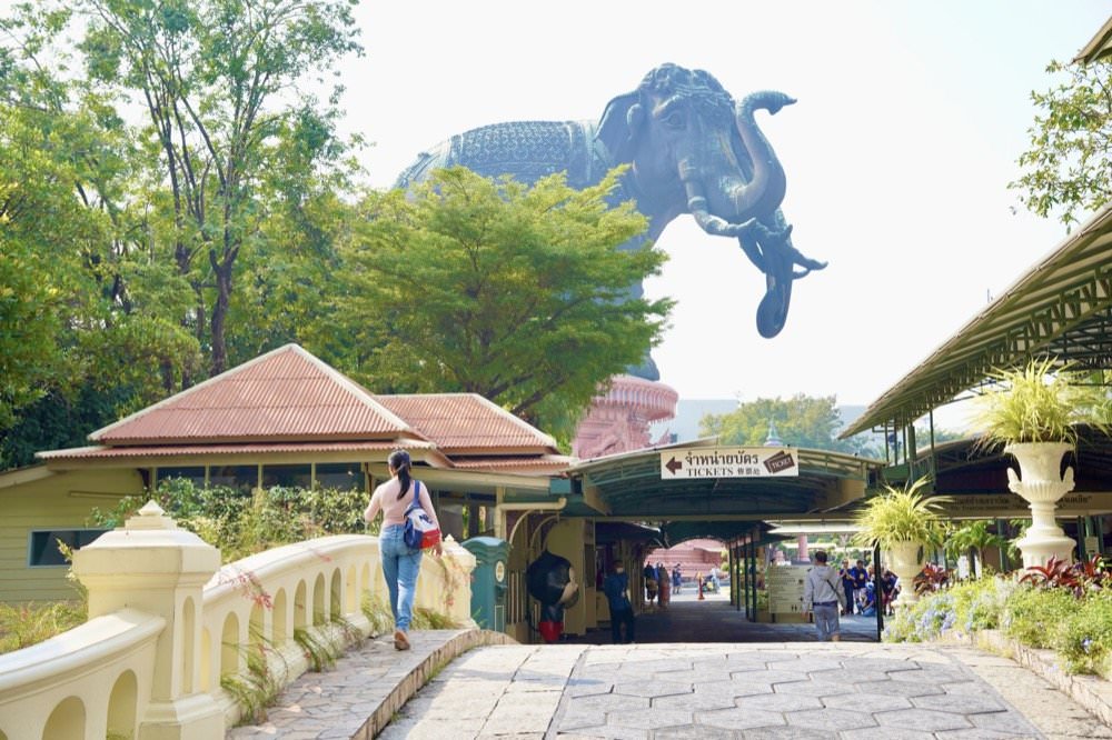 09 【曼谷景點推薦】三頭象神博物館。超美粉紅建築與地標巨大三頭象！最夯曼谷網美景點交通、門票、許願拜拜攻略分享