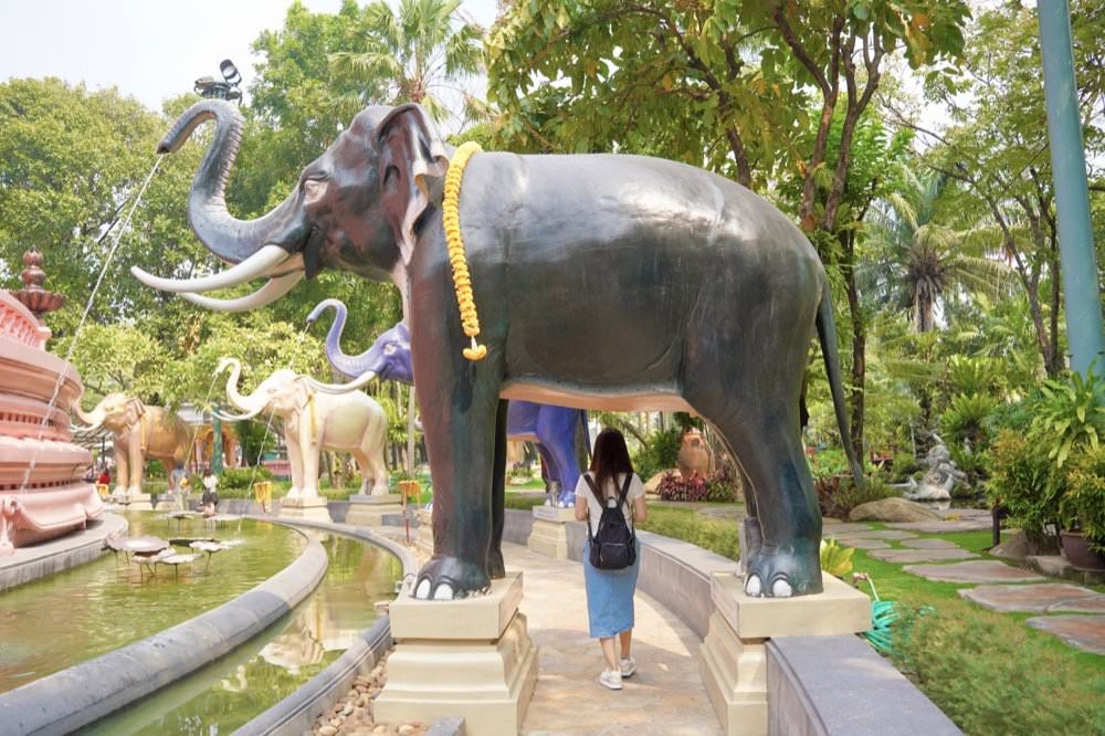 67 【曼谷景點推薦】三頭象神博物館。超美粉紅建築與地標巨大三頭象！最夯曼谷網美景點交通、門票、許願拜拜攻略分享